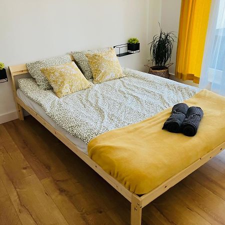 Appartamento Apartament Na Klasztornej Wągrowiec Esterno foto