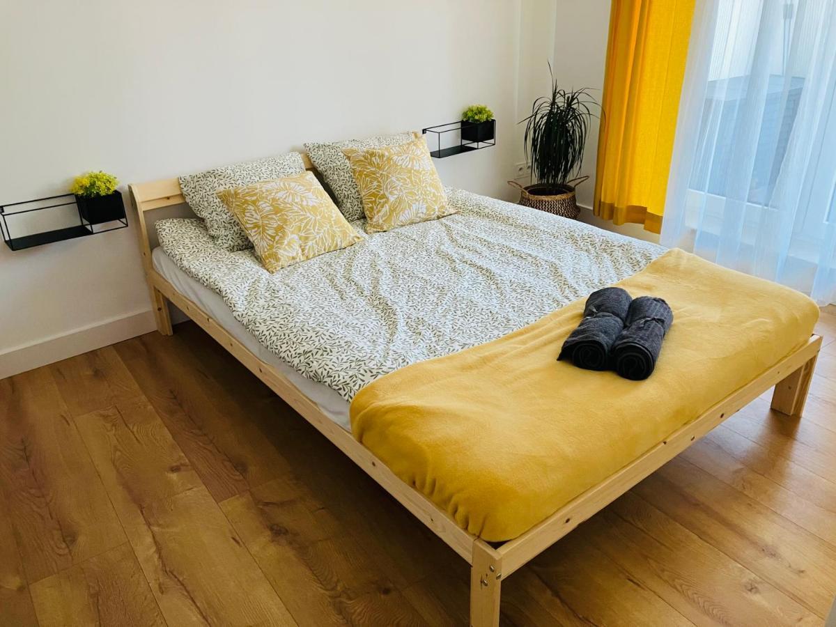Appartamento Apartament Na Klasztornej Wągrowiec Esterno foto